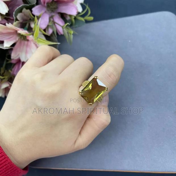 Magic Stone Ring