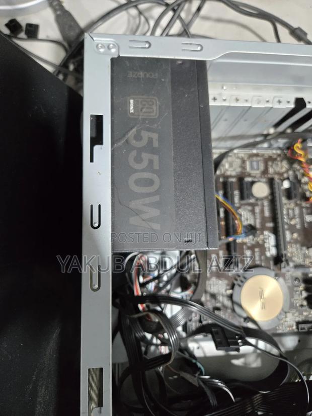 Desktop Computer Asus 8GB Intel Core I7 SSD 256GB photo 3