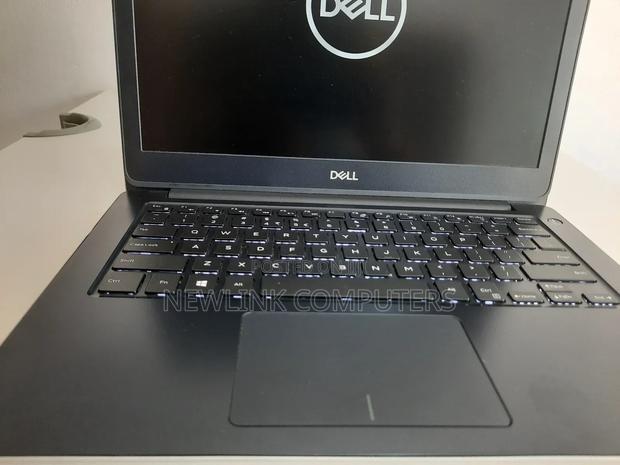 Laptop Dell Vostro 13 5370 16GB Intel Core I5 SSD 256GB photo 8
