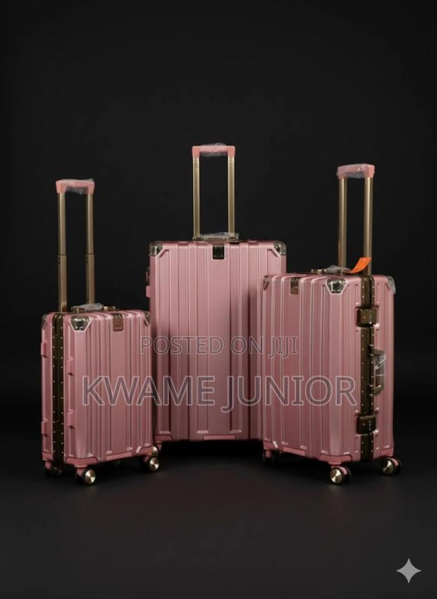 Zipless Cabin Trolling Traveling Luggage Luxurious Luggage 3 in One photo 3