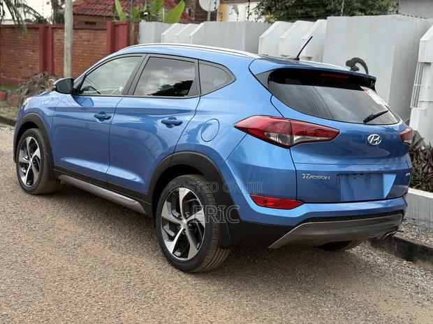 Hyundai Tucson Limited AWD 2017 Blue