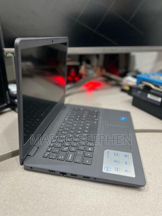 New Laptop Dell Vostro 14 3000 8GB Intel Core I3 SSD 256GB photo 2
