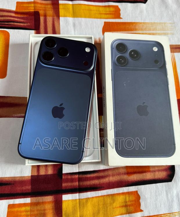 New Apple iPhone 17 Pro Max 512 GB Blue photo 3