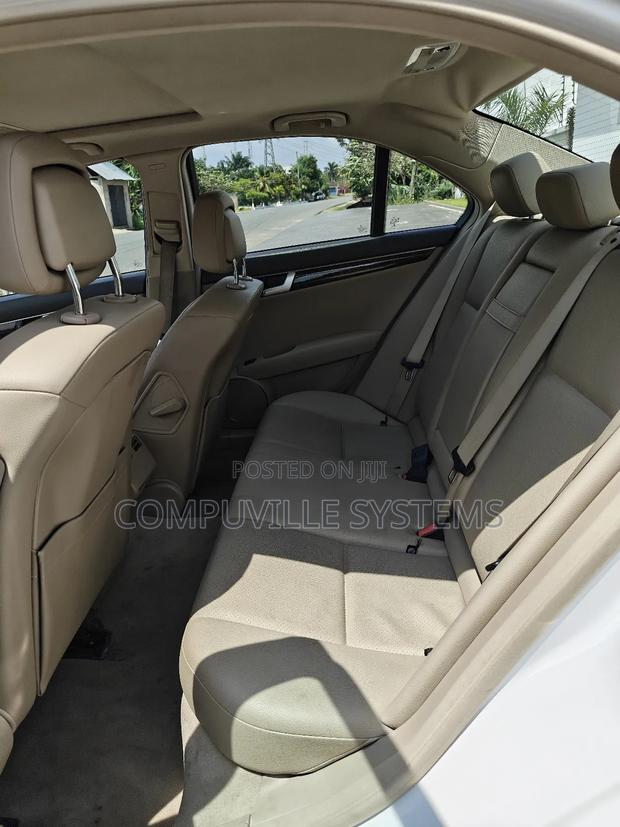 Mercedes-Benz C250 2014 White · Photo 4