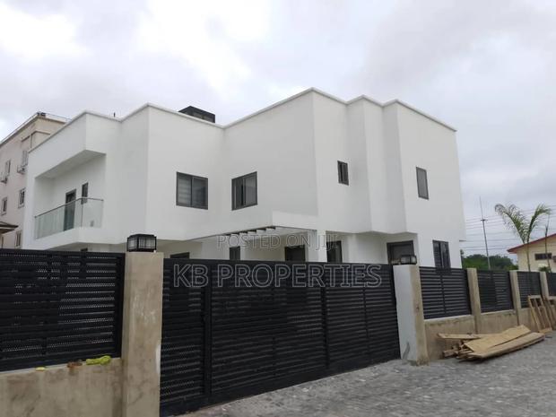 5bdrm House in Kb Properties, Cantonments for sale · Photo 1