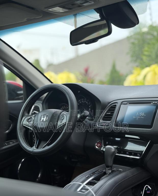 Honda HR-V 4dr SUV (1.5L 4cyl CVT) 2016 Red