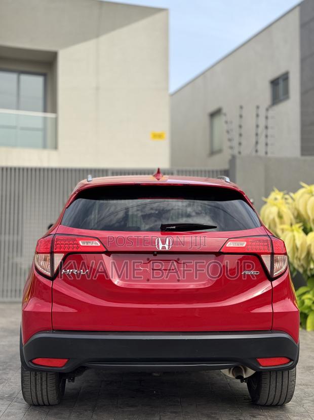 Honda HR-V 4dr SUV (1.5L 4cyl CVT) 2016 Red