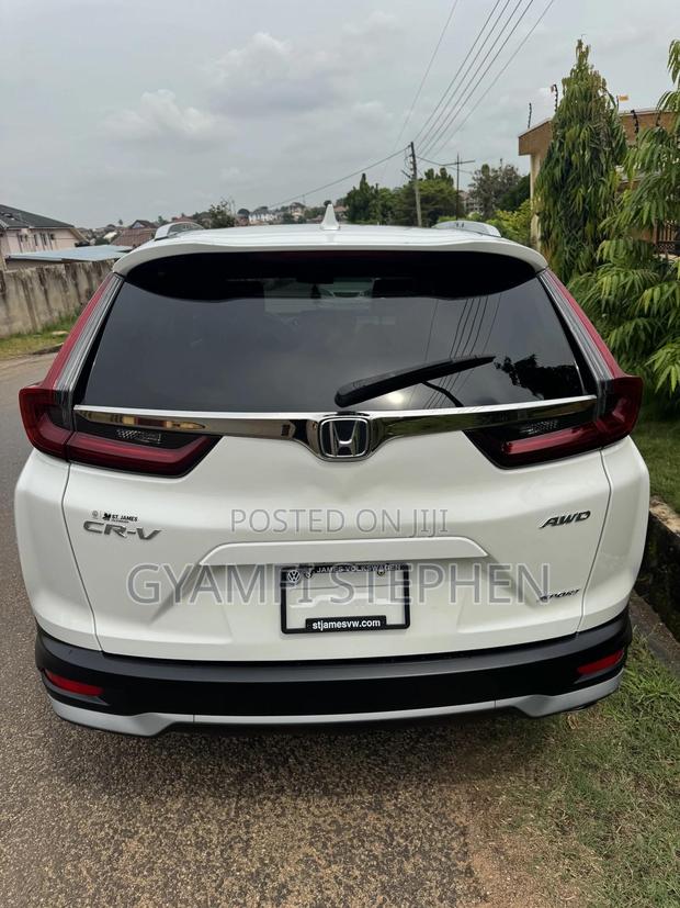 Honda CR-V Special Edition 2021 White