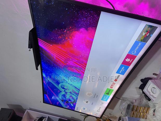 Curved Samsung Smart Tv 50” photo 2