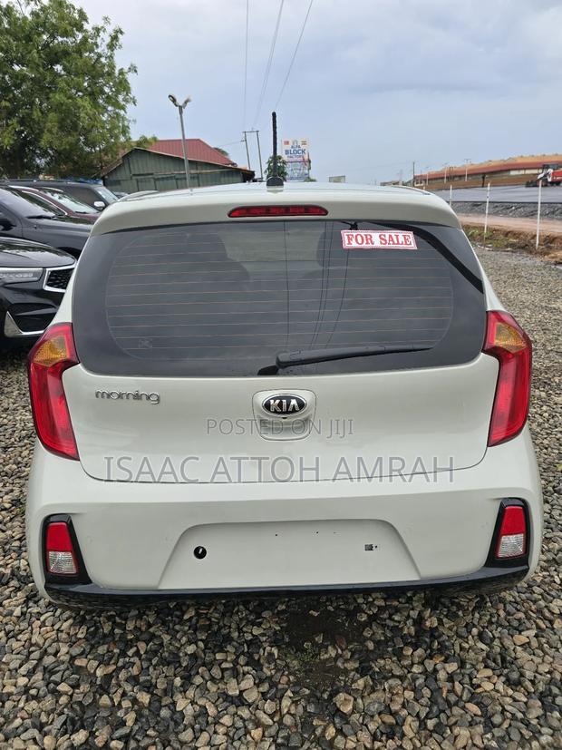 Kia Morning 2015 White photo 4