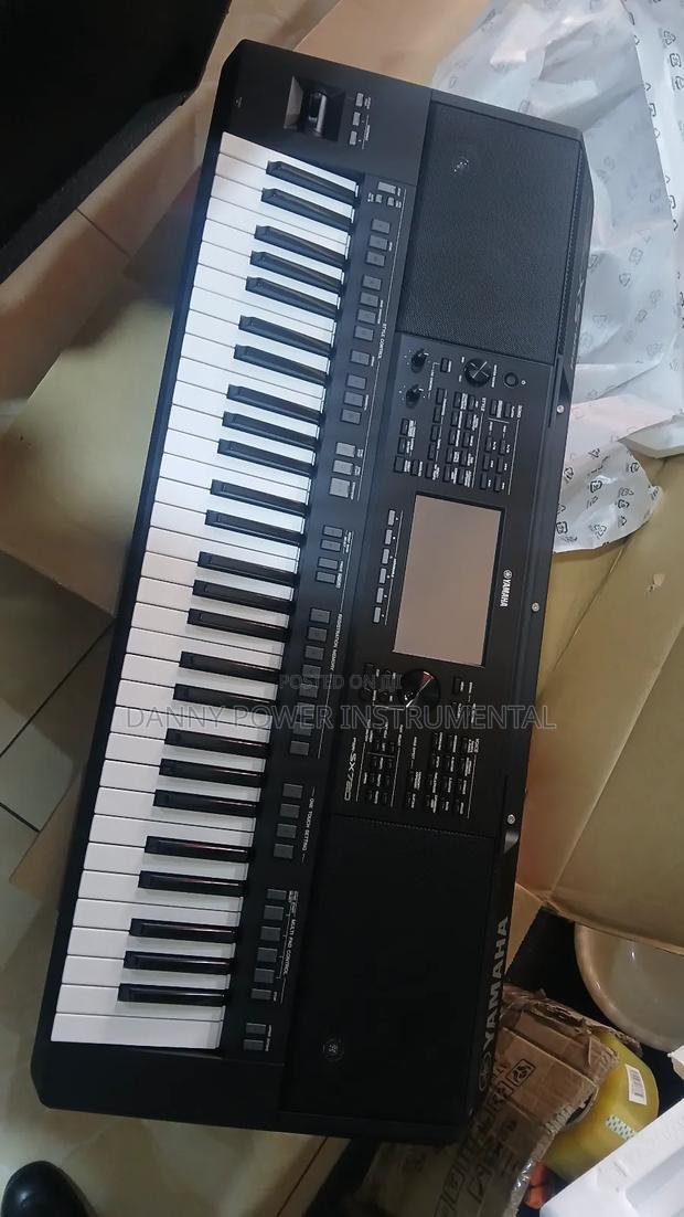 Yamaha Keyboard Sx720