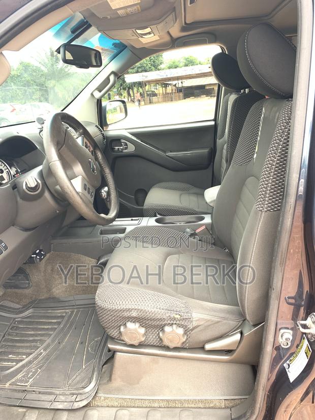 Nissan Frontier PRO-4X 4x4 Crew Cab 4.75 ft. box 125.9 in. WB 2013 Blue