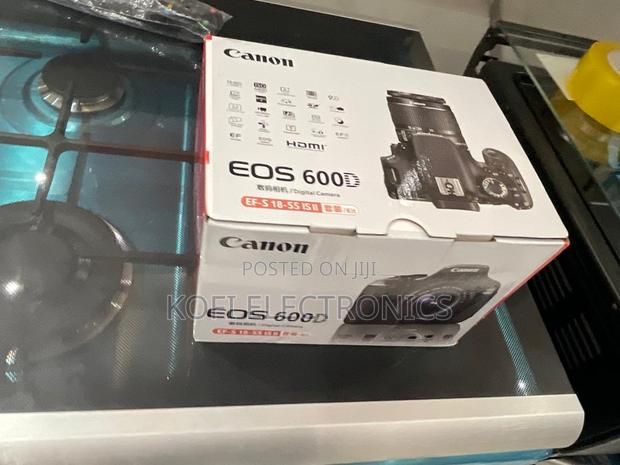 Canon Eos 6 Digital Camera Your Window to the World · Photo 2