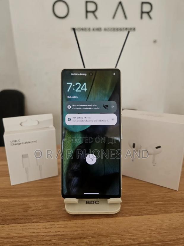 Google Pixel 7 128 GB Gold photo 2