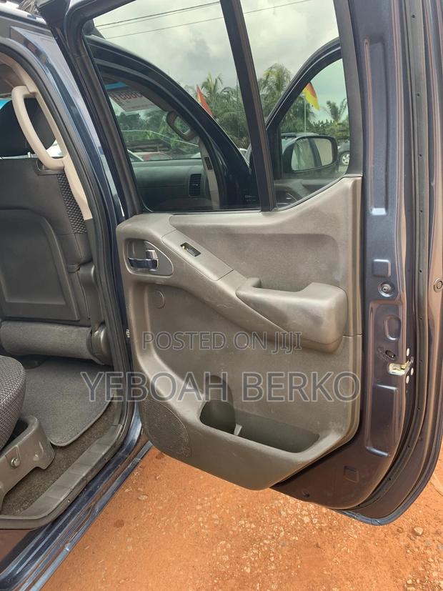 Nissan Frontier PRO-4X 4x4 Crew Cab 4.75 ft. box 125.9 in. WB 2013 Blue