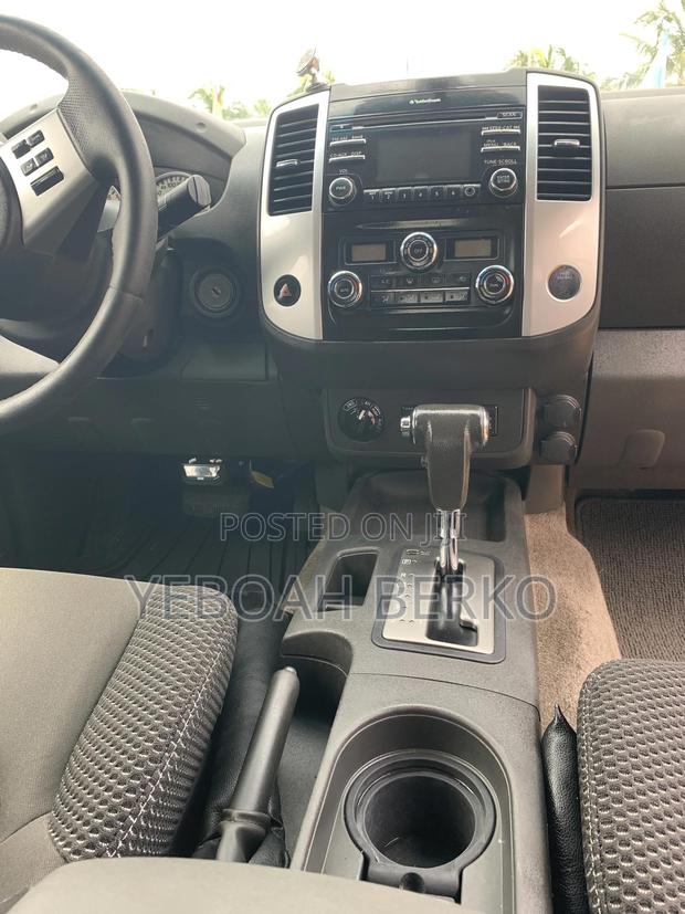 Nissan Frontier PRO-4X 4x4 Crew Cab 4.75 ft. box 125.9 in. WB 2013 Blue