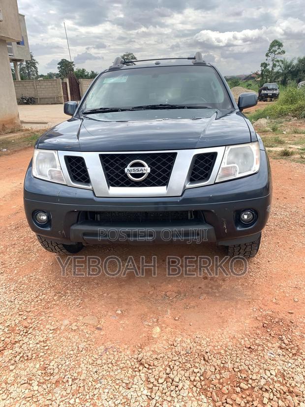 Nissan Frontier PRO-4X 4x4 Crew Cab 4.75 ft. box 125.9 in. WB 2013 Blue