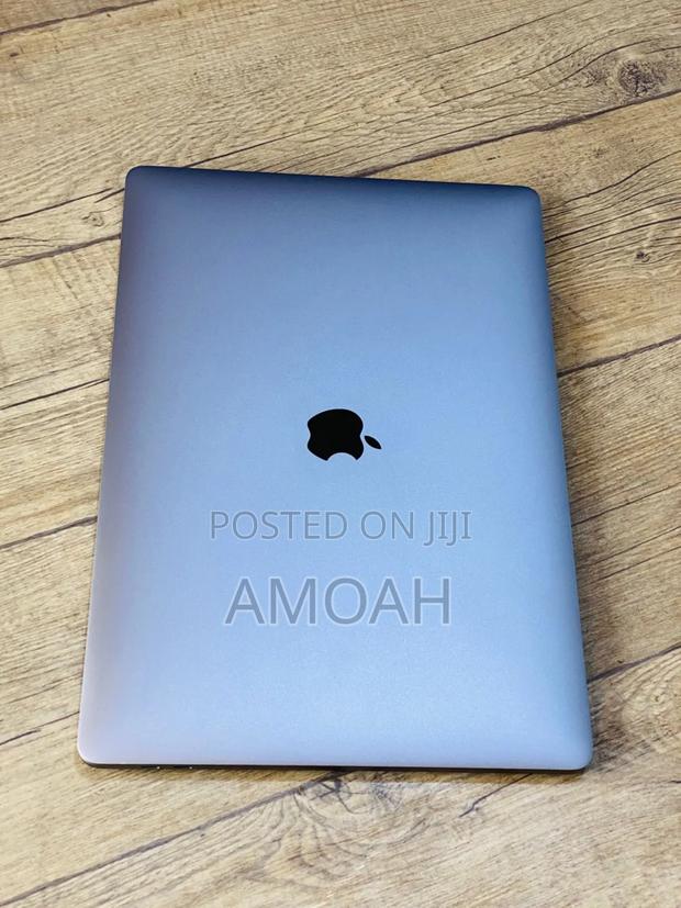 Laptop Apple MacBook Pro 2019 32GB Intel Core i9 SSD 512GB photo 2