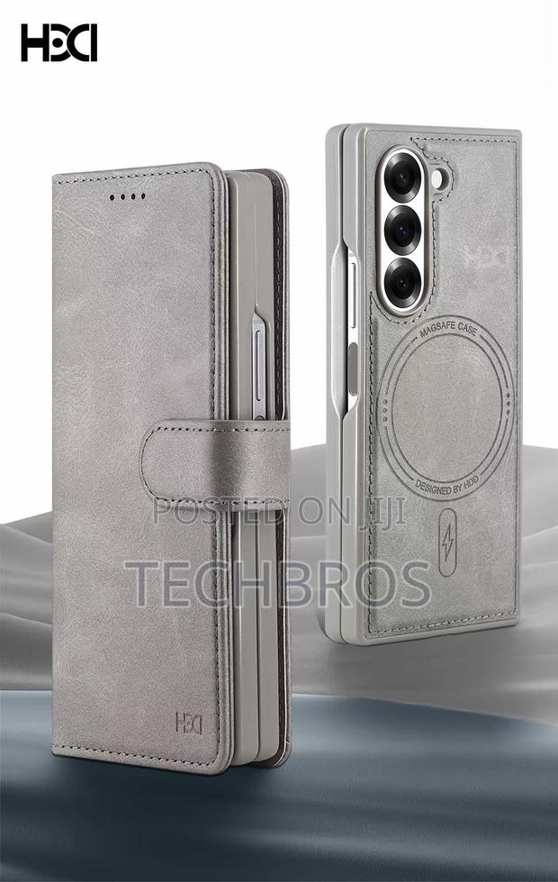 Galaxy Fold 7 Leather Case With Protector And Wireless Charging photo 2