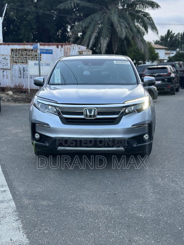 Honda Pilot LX 2021 Silver