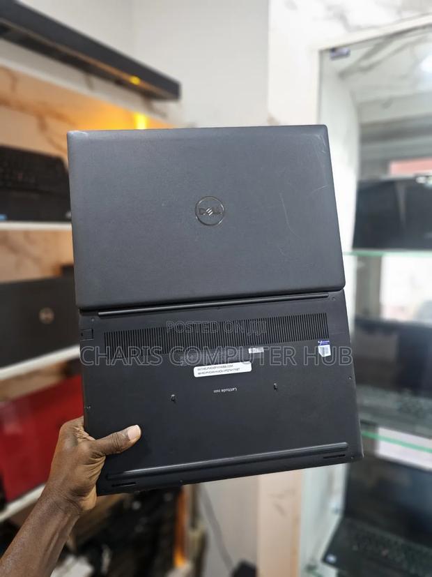 Laptop Dell Latitude 3520 16GB Intel Core i5 SSD 512GB photo 2