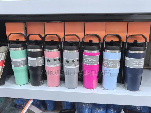 Stanley Cup / Insulated Mugs · Photo 2