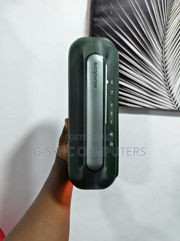Soundcore Boom 2 Pristine Condition photo 9