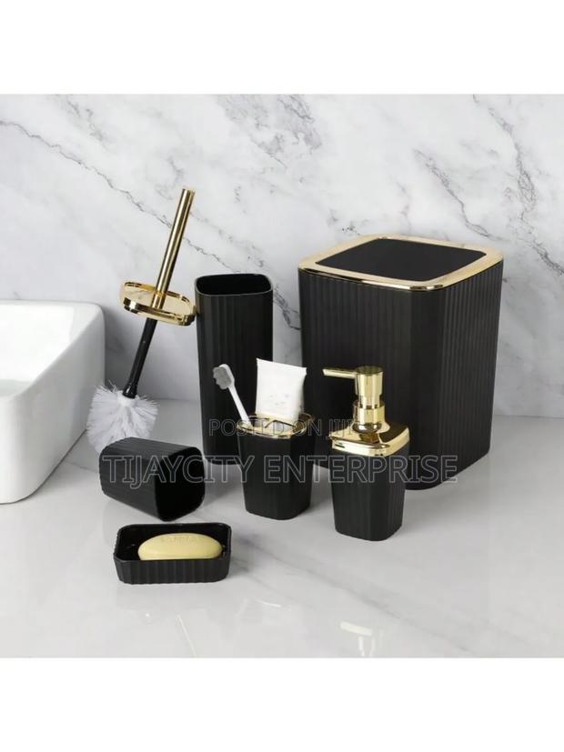 6pcs Bathroom Set · Photo 4