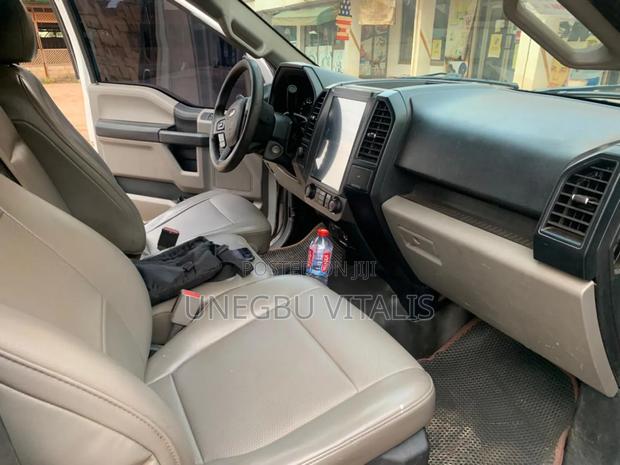 Ford F-150 Lariat 4x2 SuperCab Styleside 8 ft. box 163 in. WB 2016 White