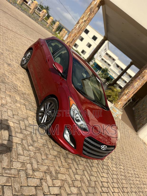 Hyundai Elantra Limited Sedan FWD (1.8L 4cyl 6A) 2016 Red