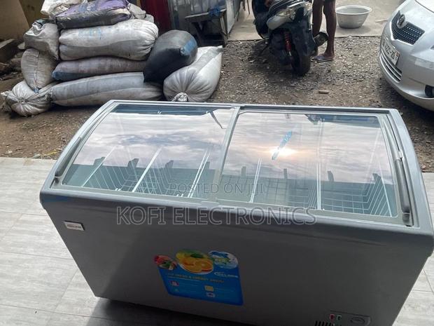 Delron Aurora-Glide Thermal Preservation Freezer · Photo 2