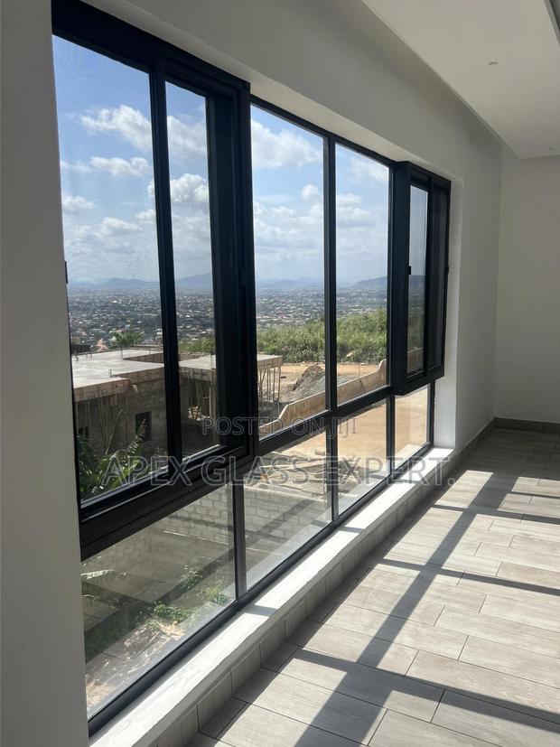 Awning Windows With Middle Fixed photo 3