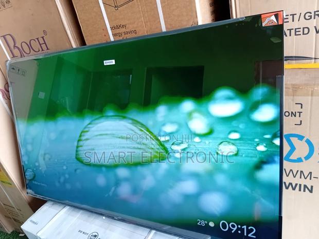 Smooth Display
55inches TCL Smart-Smart-Tv · Photo 4