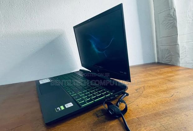 New Laptop HP Pavilion 15 8GB Intel Core I5 SSD 256GB photo 3