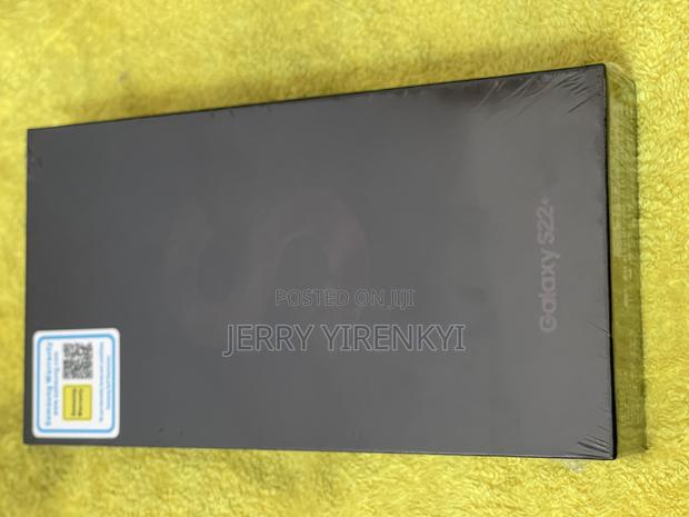 New Samsung Galaxy S22+ 5G 256 GB Green photo 4