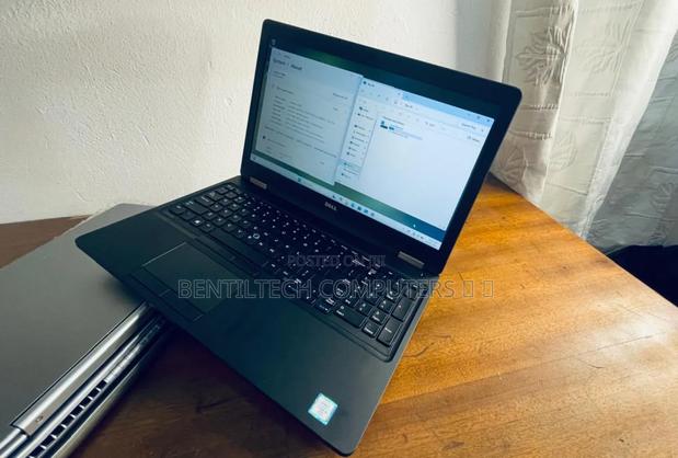 Laptop Dell Latitude 5580 8GB Intel Core I5 SSD 256GB photo 2