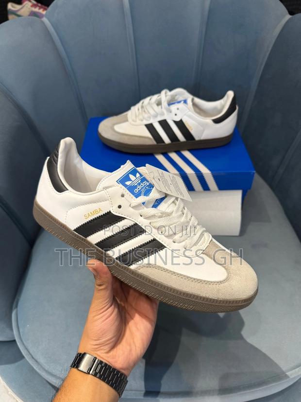 Adidas Samba Sneakers