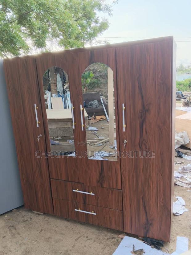 Affordable Wardrobe · Photo 3