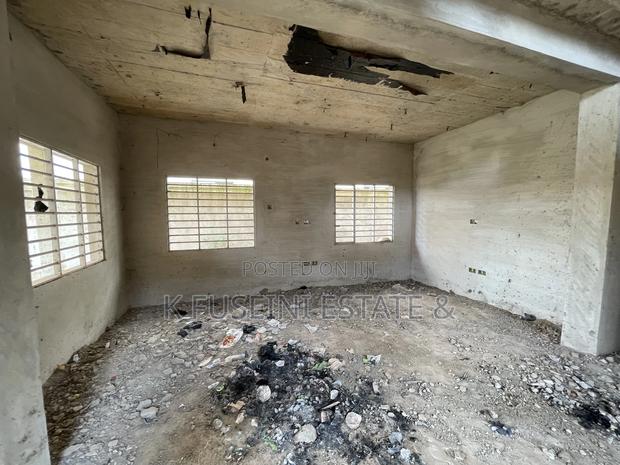 4 Bedrooms For Sale In Kumasi Abrepo photo 3
