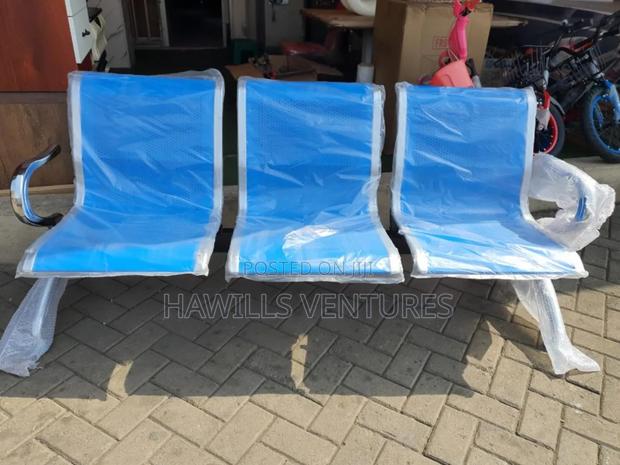 Three in One Waiting Chair photo 2