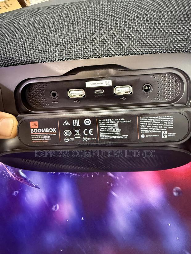 JBL Boombox Original Wireless Bluetooth Streaming Speaker, photo 4