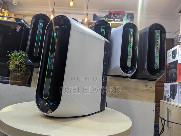 Desktop Computer Dell Alienware Aurora R12 32GB Intel Core I7 SSD 1T