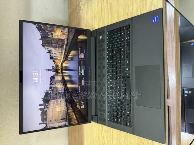 New Laptop Dell Alienware M18 R2 64GB Intel Core I9 SSD 2T photo 5