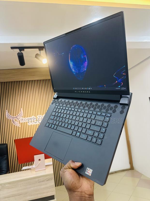 Laptop Dell Alienware M17 R5 16GB AMD Ryzen 7 SSD 1T photo 6