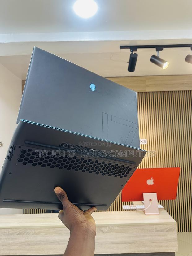 Laptop Dell Alienware M17 R5 16GB AMD Ryzen 7 SSD 1T photo 11