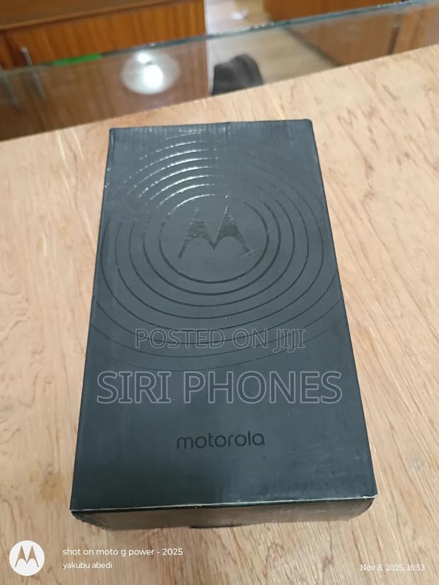 New Motorola Moto G Power (2025) 128 GB Black photo 2