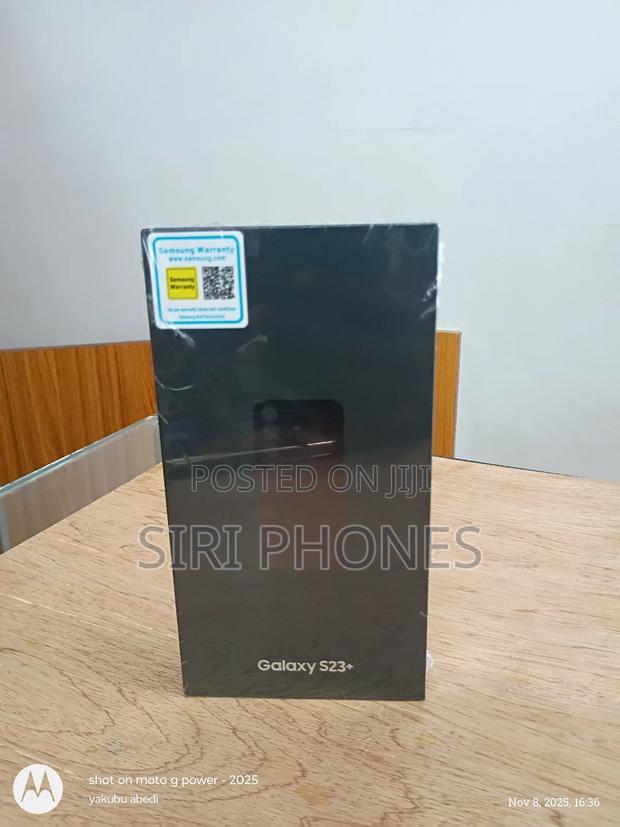 New Samsung Galaxy S23 Plus 256 GB Green · Photo 4