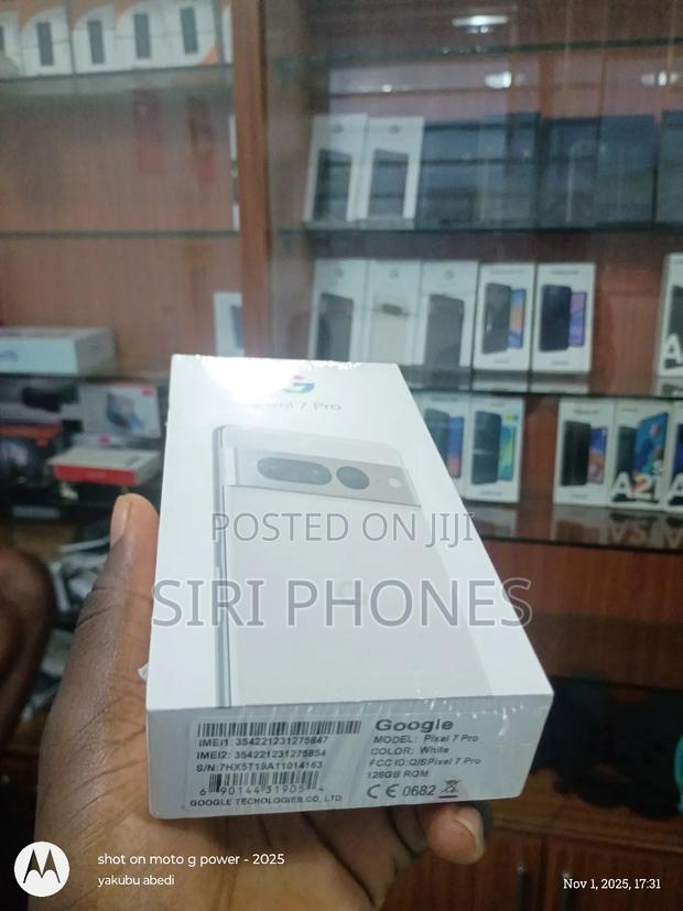 New Google Pixel 7 Pro 128 GB White photo 2