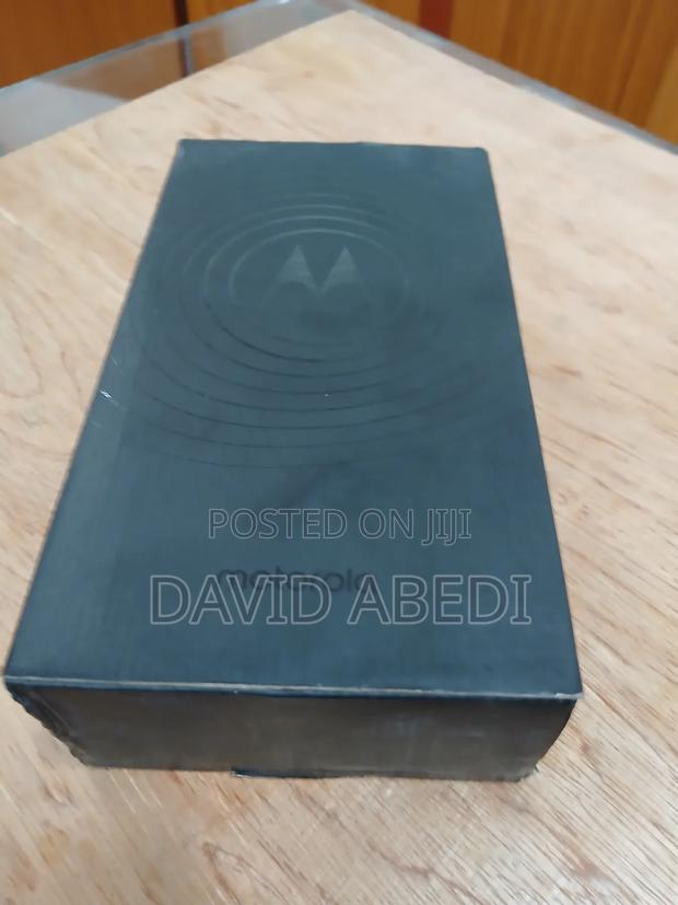 New Motorola Moto G Power (2025) 128 GB Black photo 2