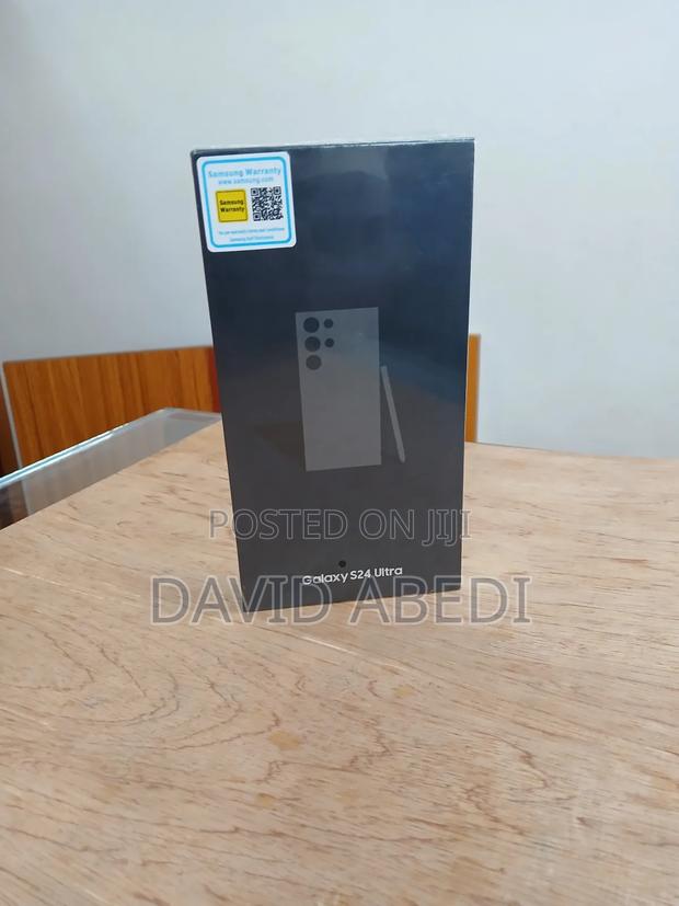 New Samsung Galaxy S24 Ultra 512 GB Black photo 2